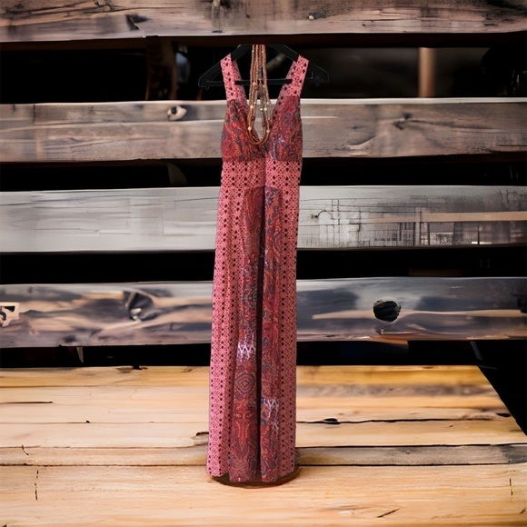 Charlotte Russe Dresses & Skirts - Exotic Print Maxi Dress